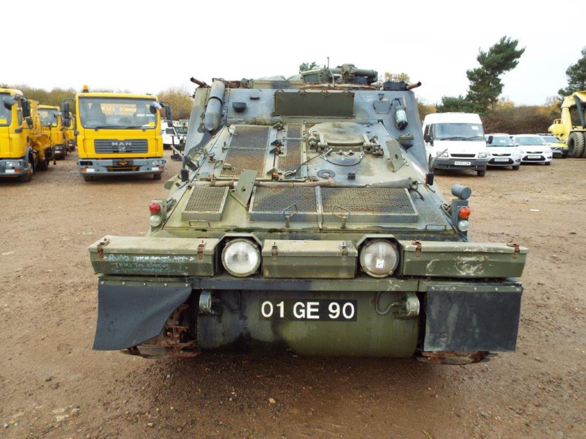 CVRT (Combat Vehicle Reconnaissance Tracked) FV105 Sultan Armoured Personnel Carrier - Bild 2 aus 27