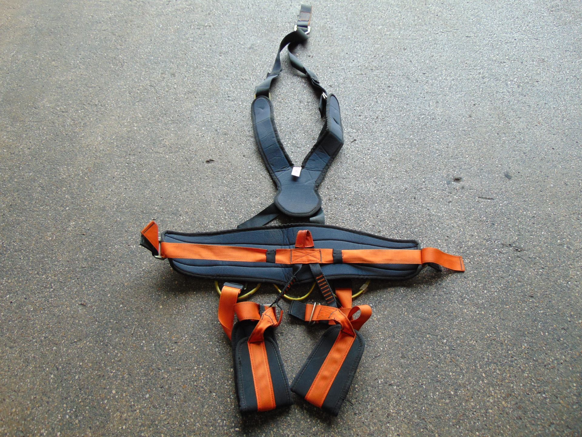 Qty 6 x Btech Working At Height Safety Harnesses - Image 2 of 7