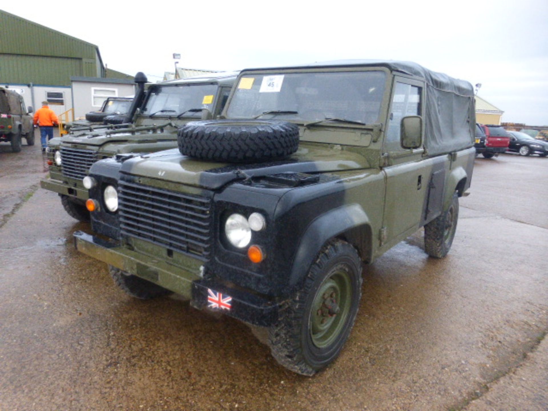 Land Rover 110 soft top with rear seats, RHD, 2.5 N/A diesel engine, Wolf wheels, etc. 22,000 KMs. - Image 2 of 4