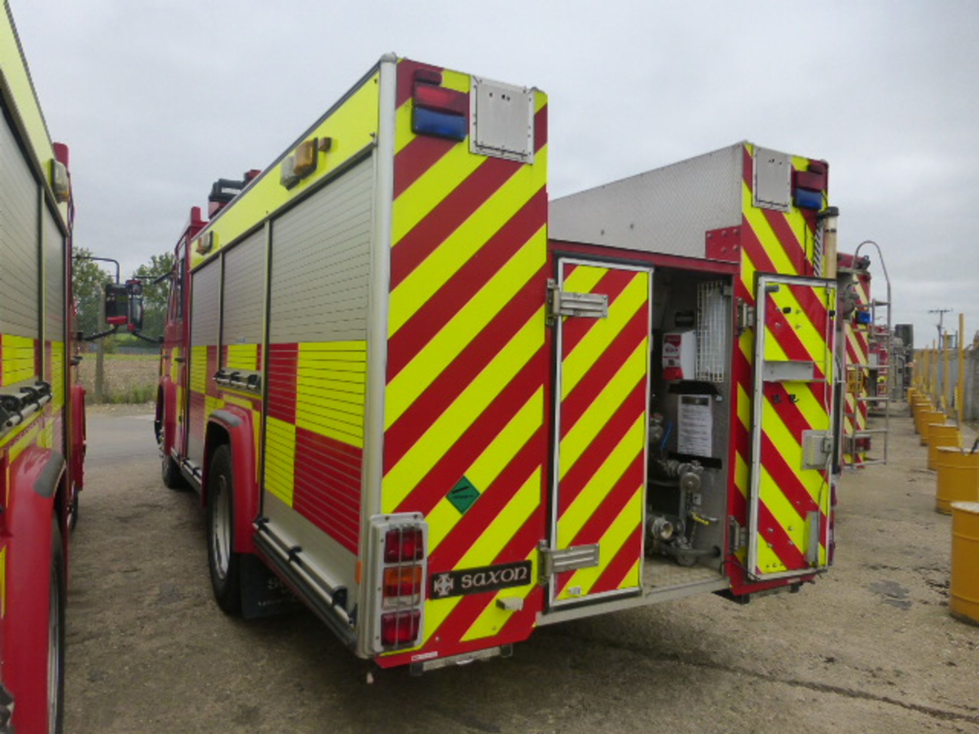 Volvo Saxon - Sanbec FL6-H Fire / Rescue vehicle Fire Engine - Image 2 of 10