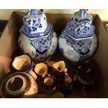 A mixed lot of assorted ceramics to include a late 19th/early 20th Century hand painted Sampson