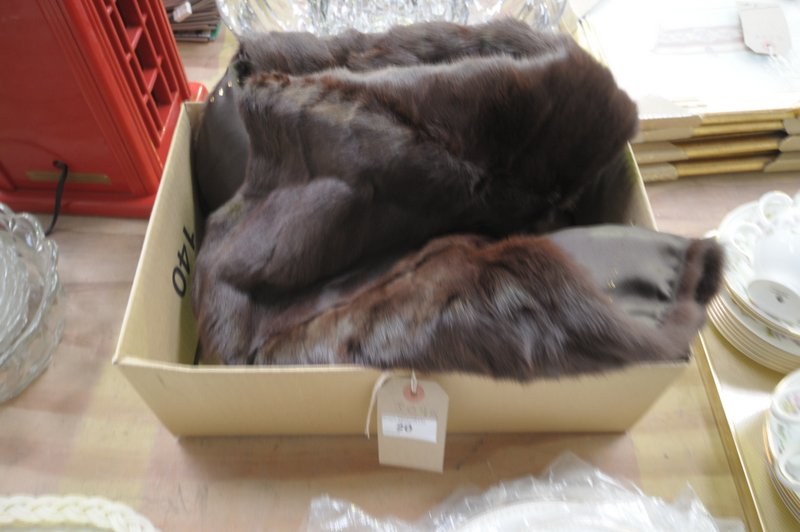 A Vintage silk lined fur stole.