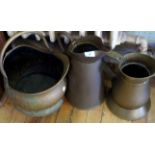 A mixed lot of assorted metalware to include a brass coal scuttle, copper jug etc.