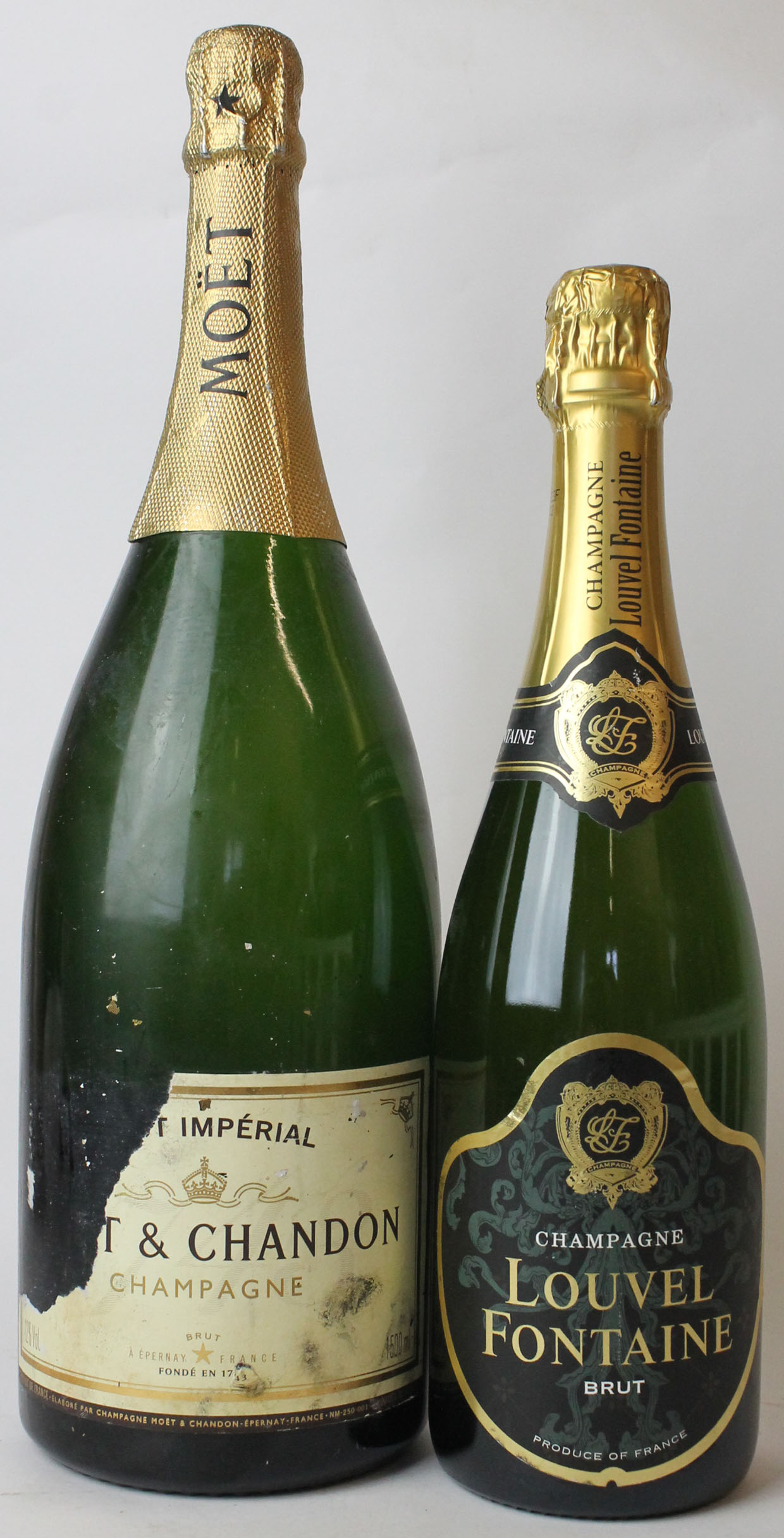 1 magnum and 1 bottle Champagne Lot together 
Comprising 1 magnum Moet et Chandon Brut Imperial NV