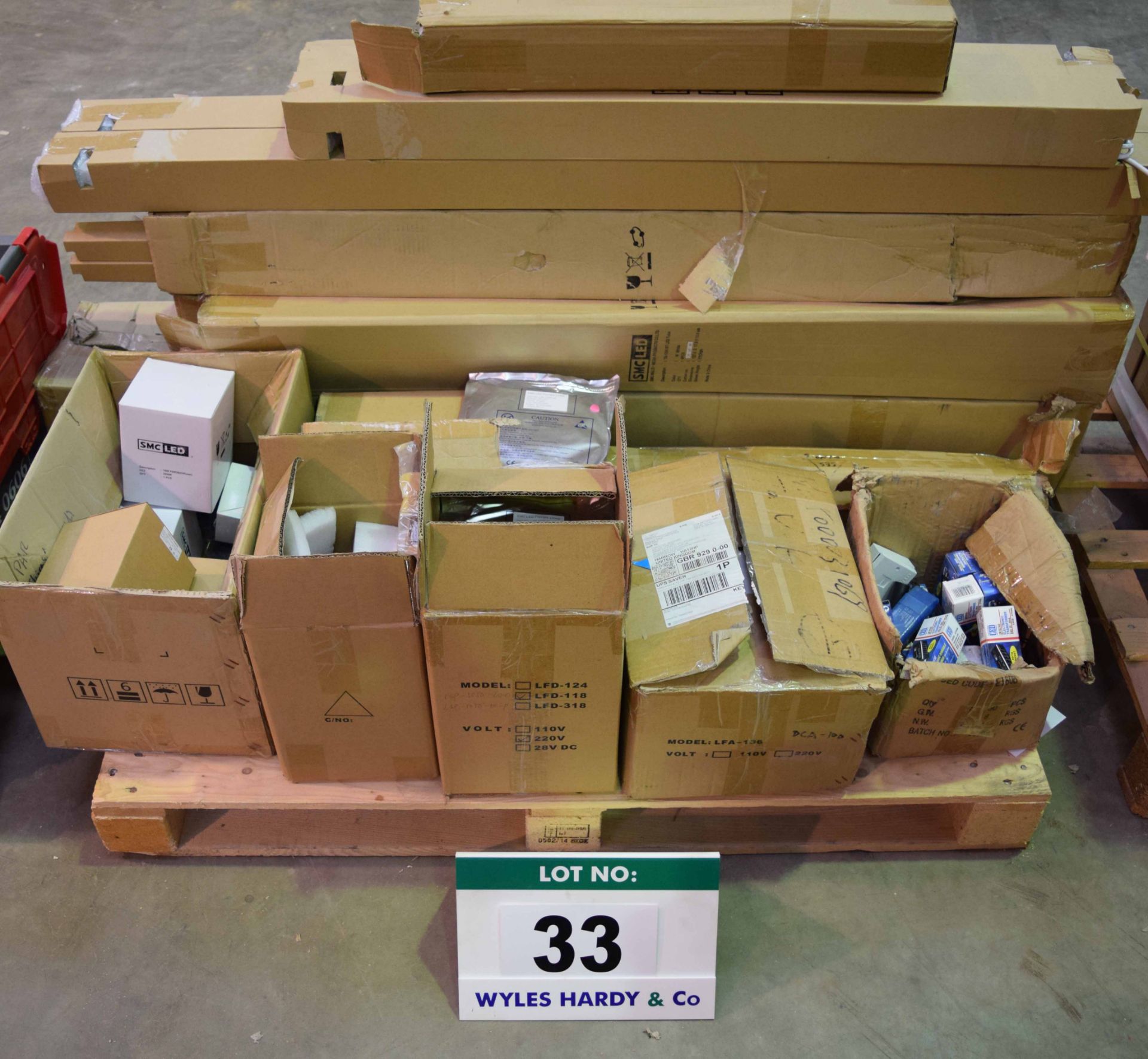A Pallet of Industrial LED Lighting including Strip Lighting Lamps, Strip Light Fittings, LED