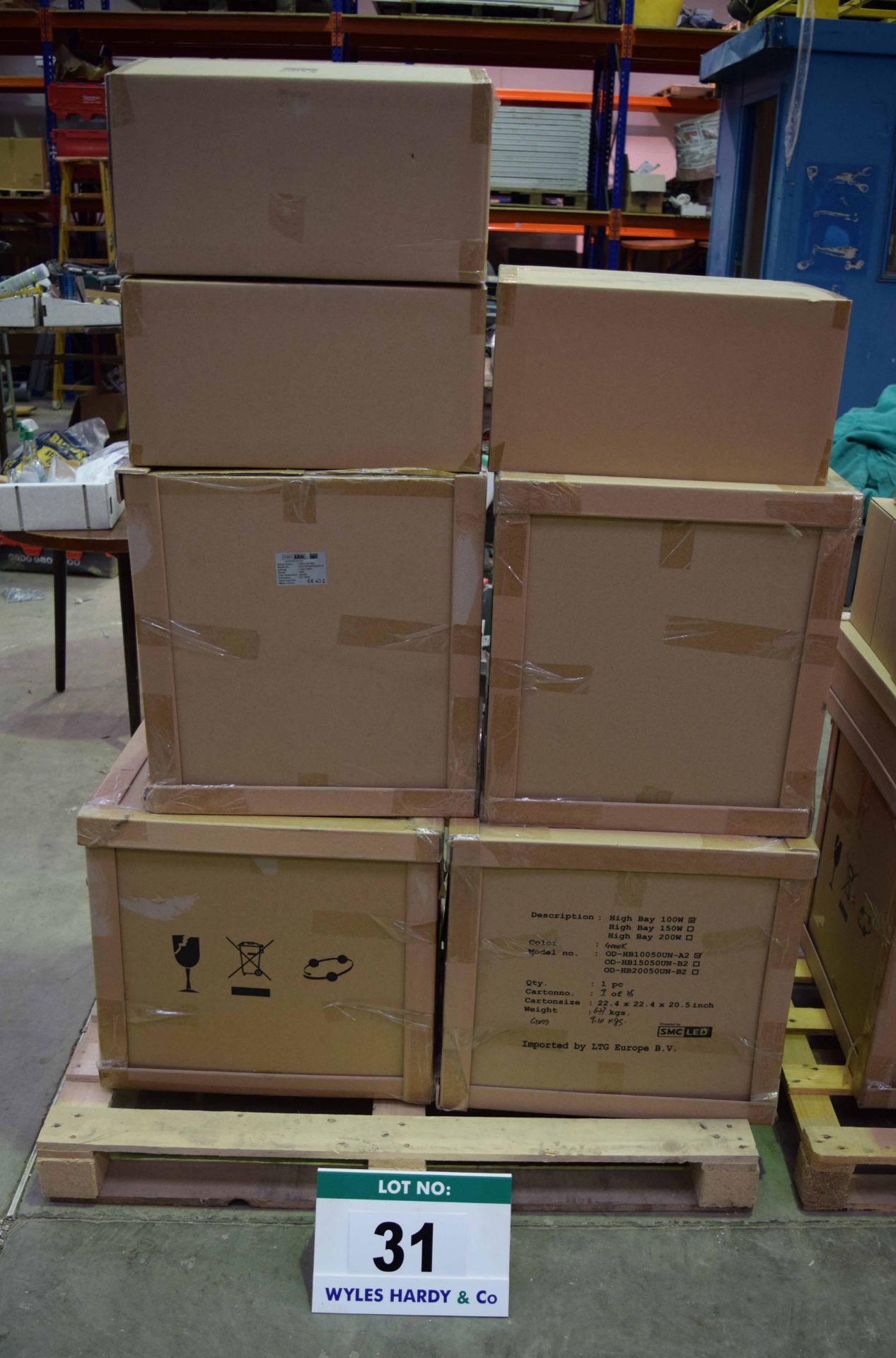 A Pallet of SMC LED Industrial Lighting including Two High Bay 100W LED Lamp Units, Two Low Bay