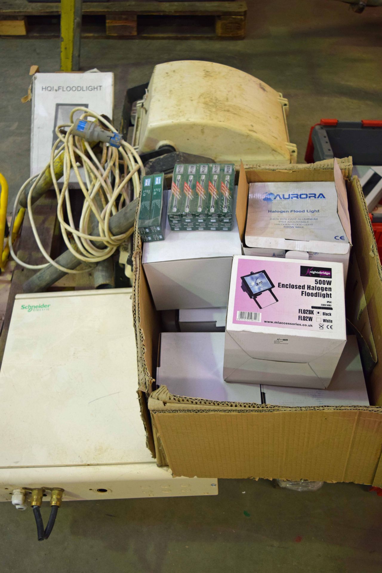 A Pallet of Used Industrial Flood Lighting including Four Industrial Flood Lamps, A Wall mounted - Image 2 of 2