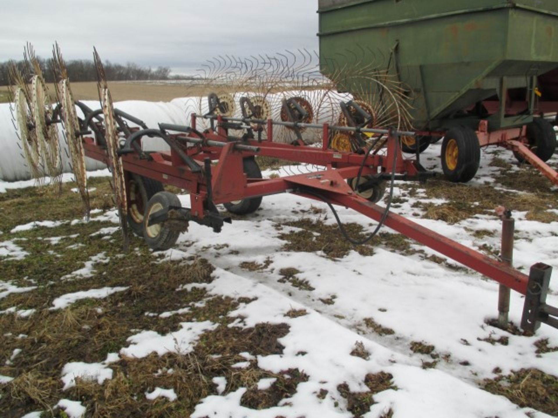 Hesston 3971, 8-wheel rake, SN:00416
