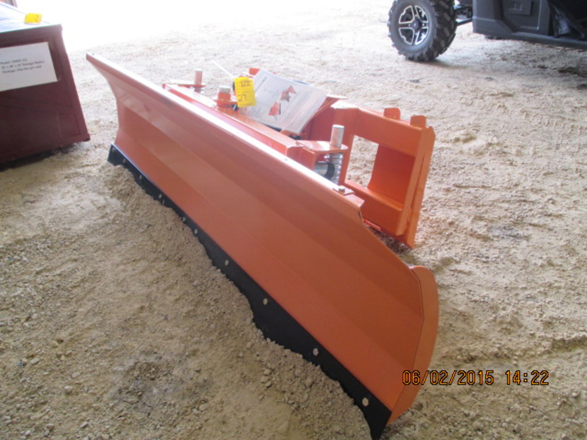 7' hyd angle skidsteer blade, unused - Image 2 of 2