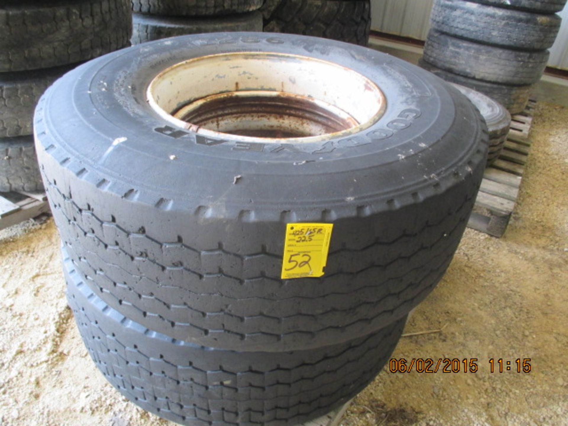 (2) 425/65R22.5 tires/rims