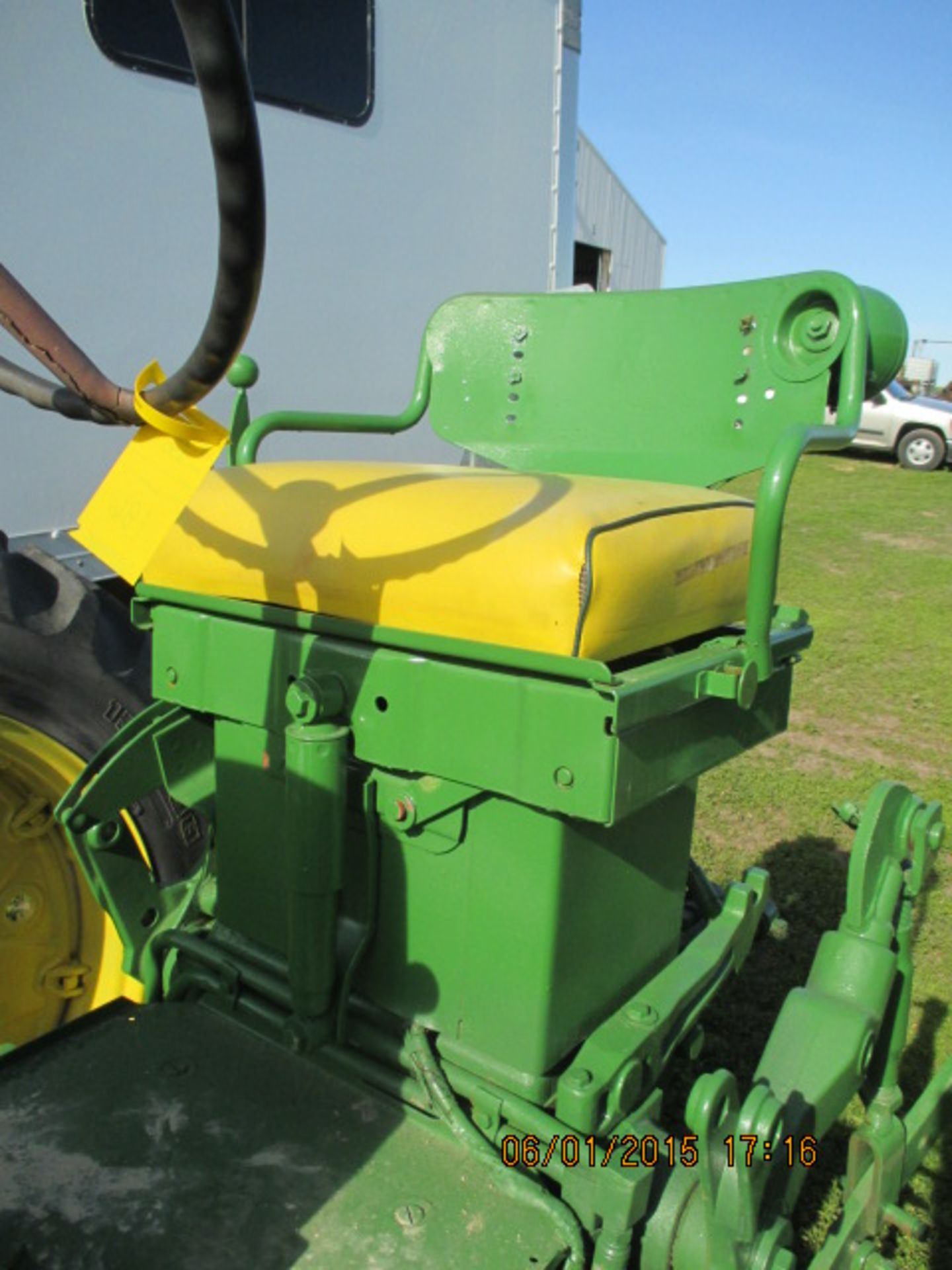 JD 630 Tractor - Image 14 of 16