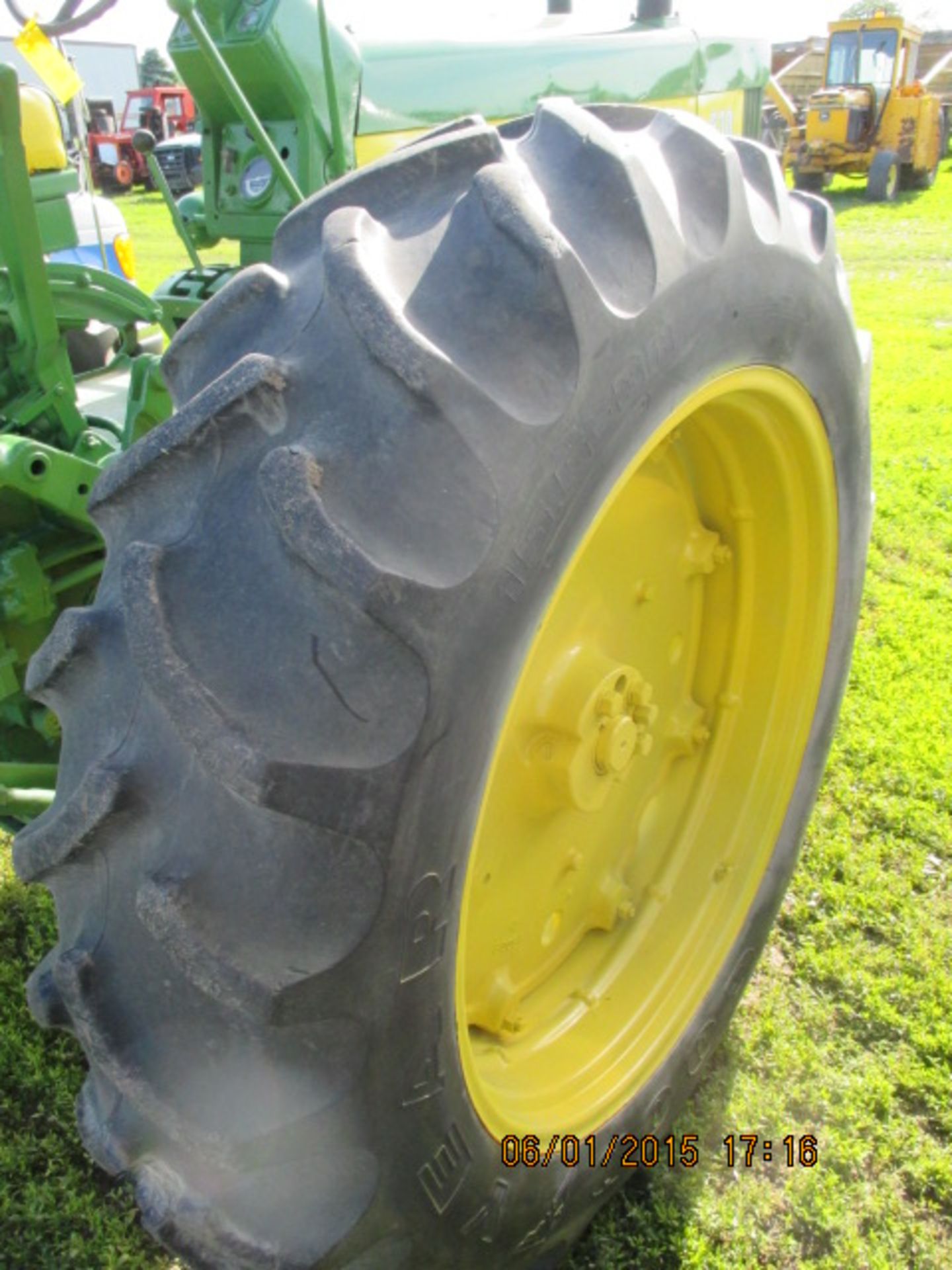 JD 630 Tractor - Image 12 of 16