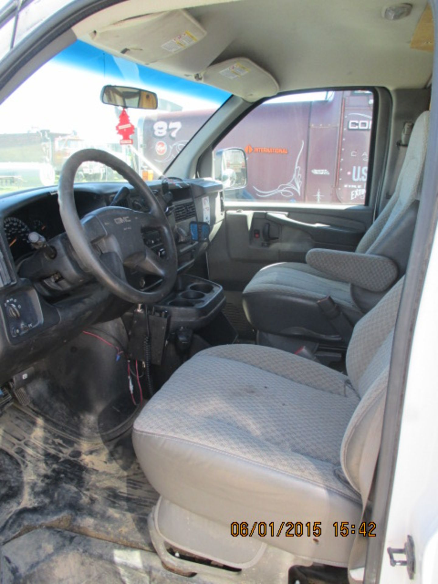 2003 GMC 3/4-ton cargo van, auto, gas, 286,380 miles, VIN:1GTGG25V331902831 - Image 12 of 21