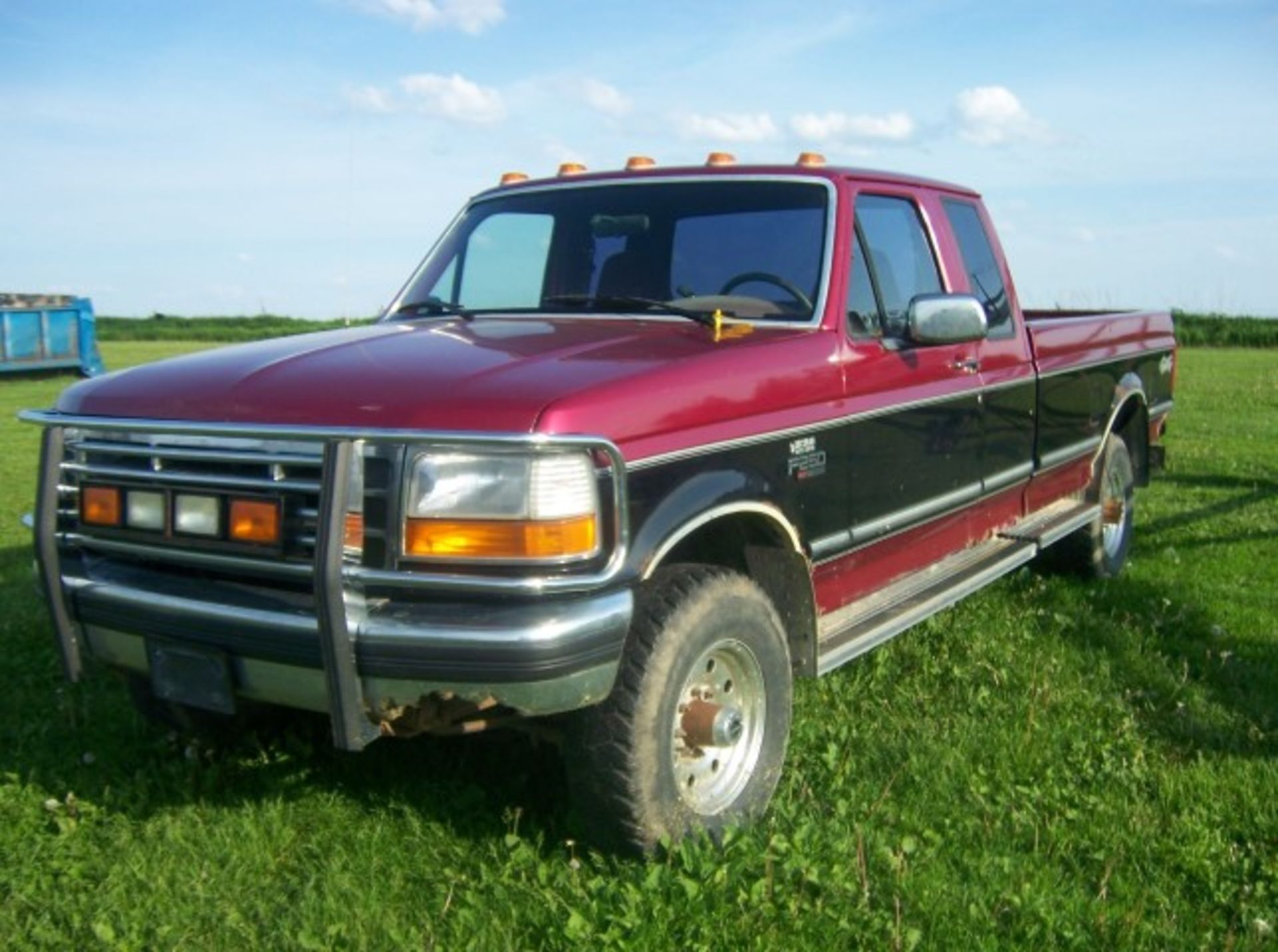 1995 Ford F-250 XLT, ext cab, 4x4, auto, 5.8 V-8, gas, 108,936 miles, VIN:1FTHX26H3SKA29460