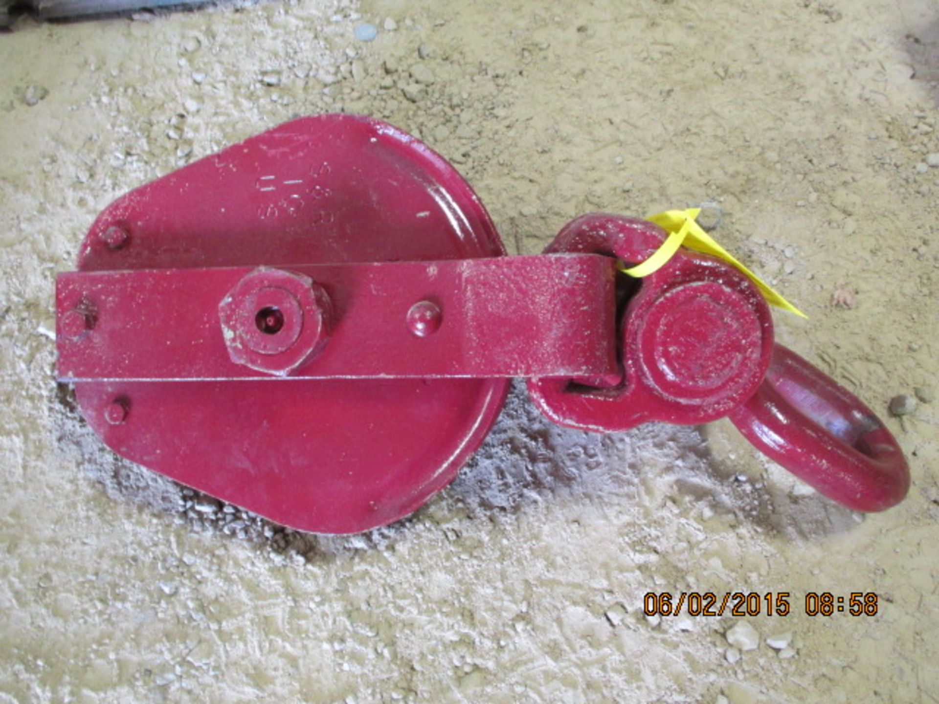 Pulley block