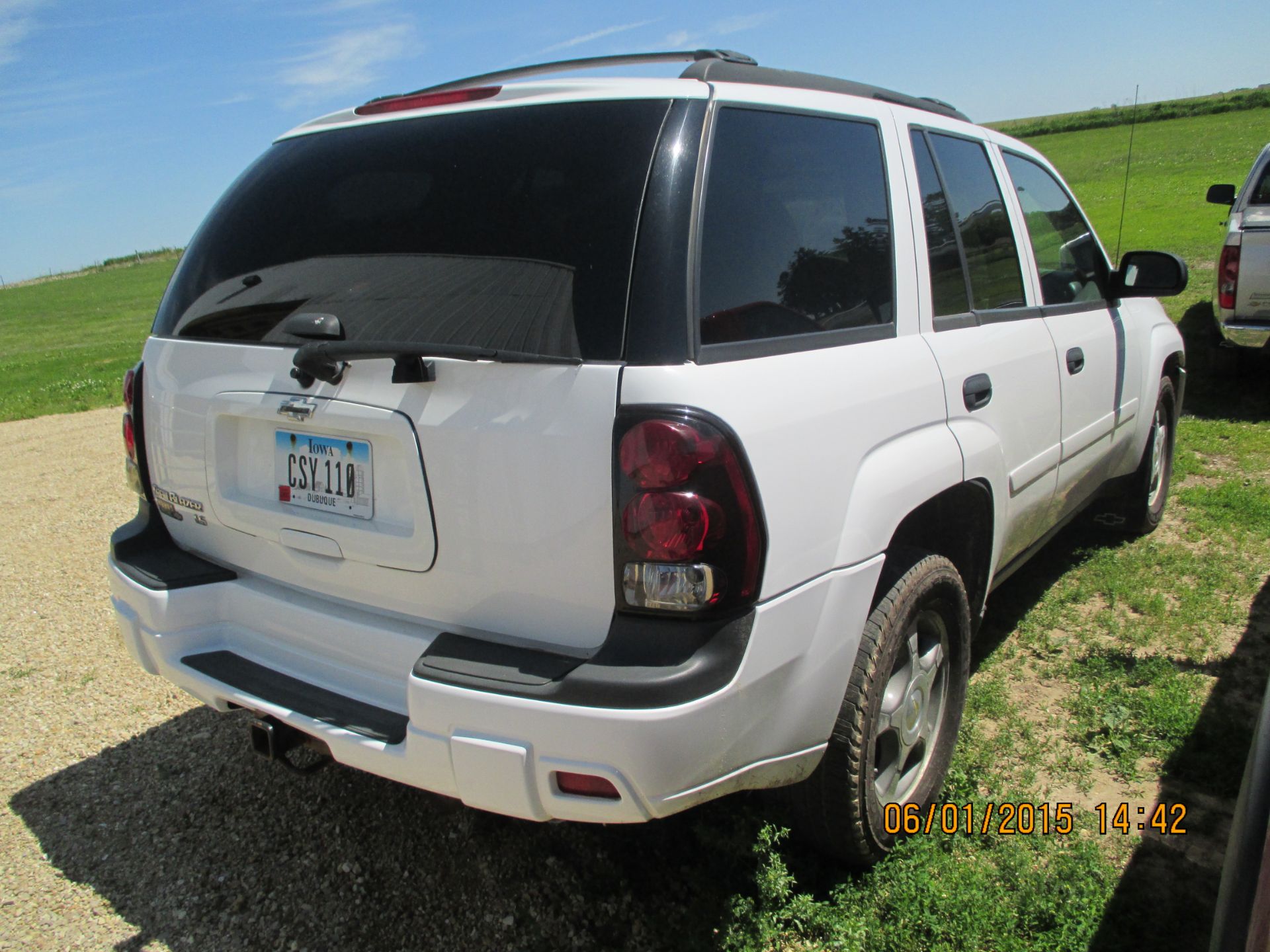 2008 Chev TrailBlazer LS, 225,666 miles, 4-dr, 4x4, broken driver window, VIN:1GNDT13S482178996 - Image 3 of 15