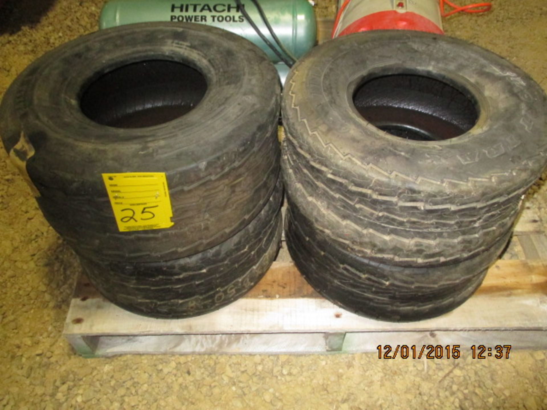 (4) 18.5 x 8.5-8 tires