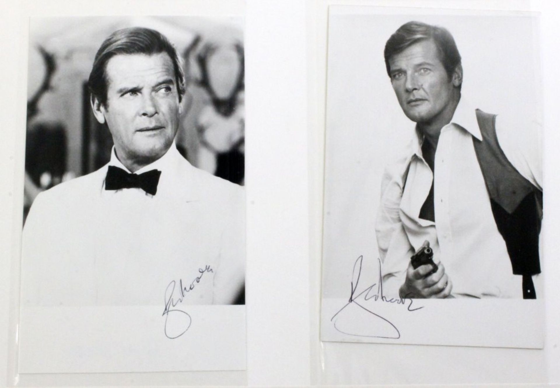 Autographensammlung Schauspieler 30er bis 80er Jahrez. B. Roger Moore, Uschi Glas, R. Wolter, L. - Bild 2 aus 3
