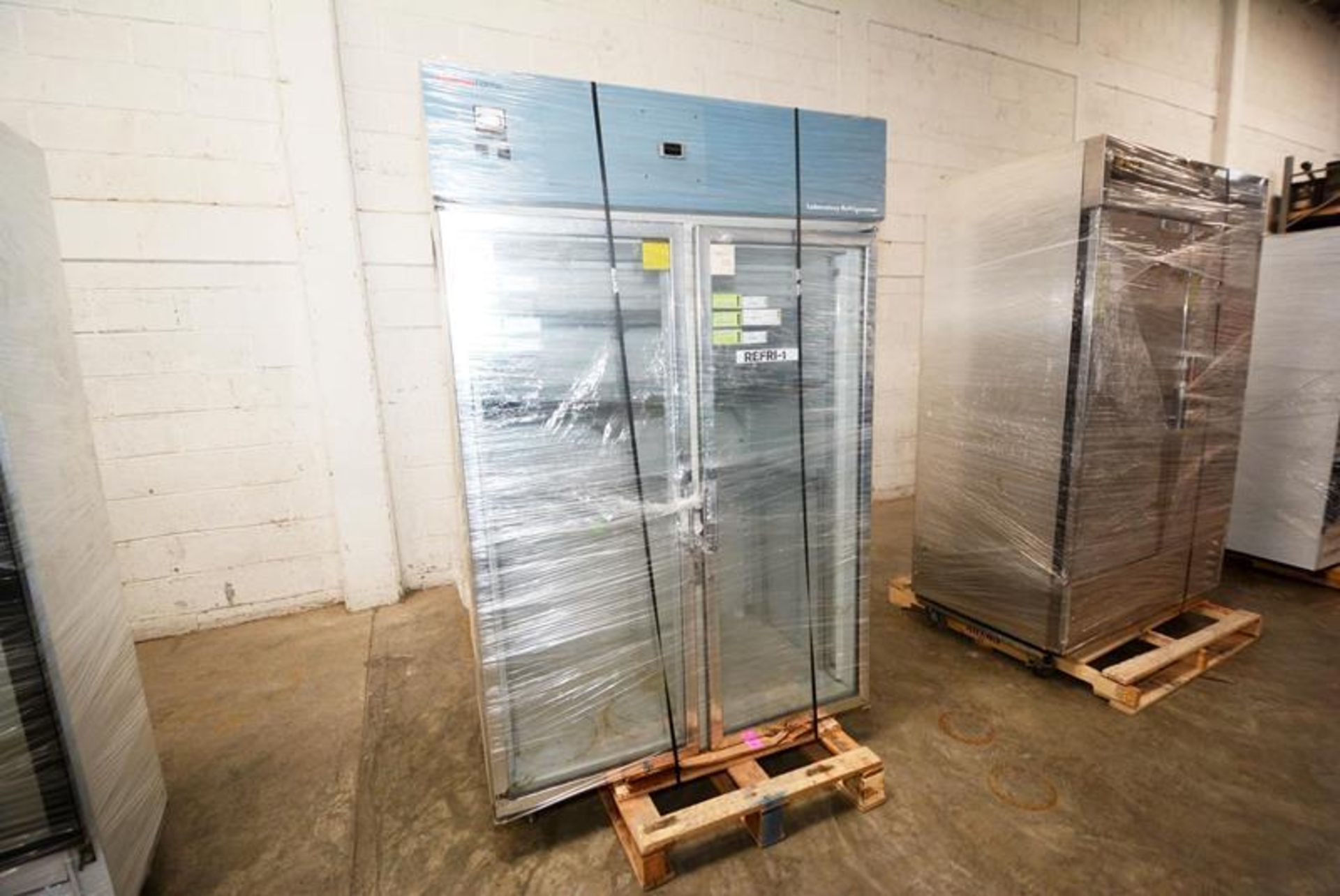 Refrigerator used to keep samples at the QC and testing lab. Located in Cd. Juarez.  Refrigerador - Image 8 of 14