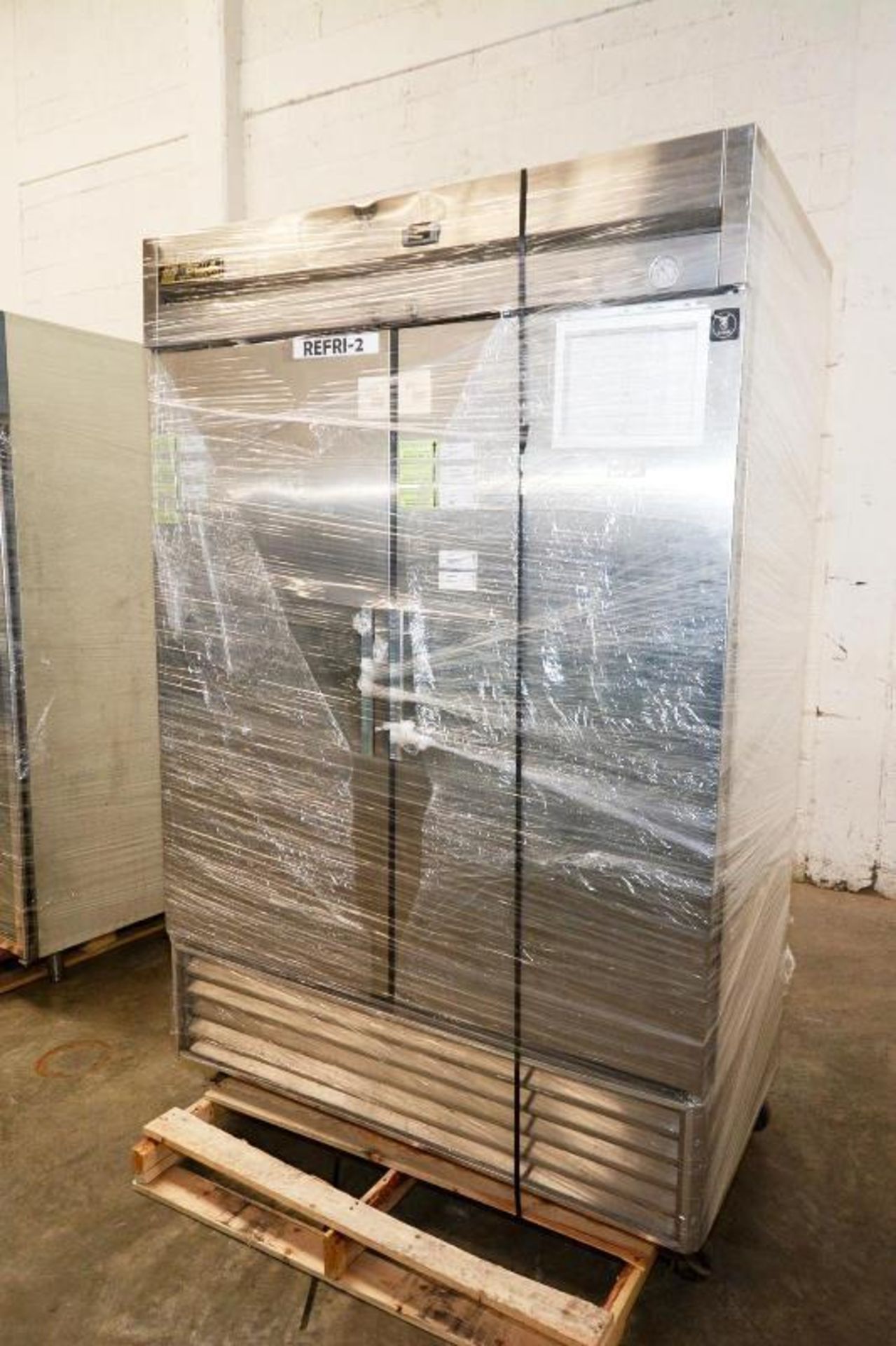 Refrigerator used to keep samples at the QC and testing lab. Located in Cd. Juarez.  Refrigerador - Image 3 of 12