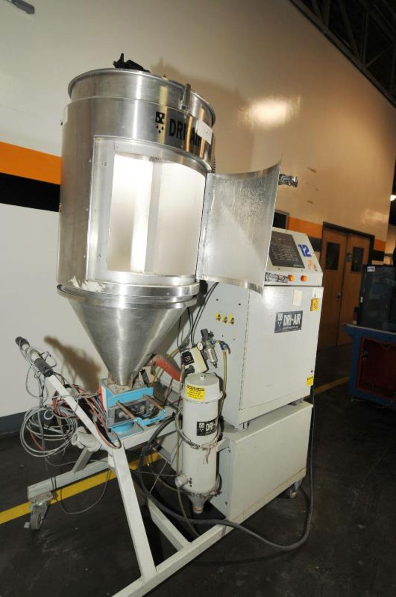 Dryer, brand: Dry Air, usage: plastic overmolding machine, condition:  good. Location: Cd. Juarez or - Image 12 of 13