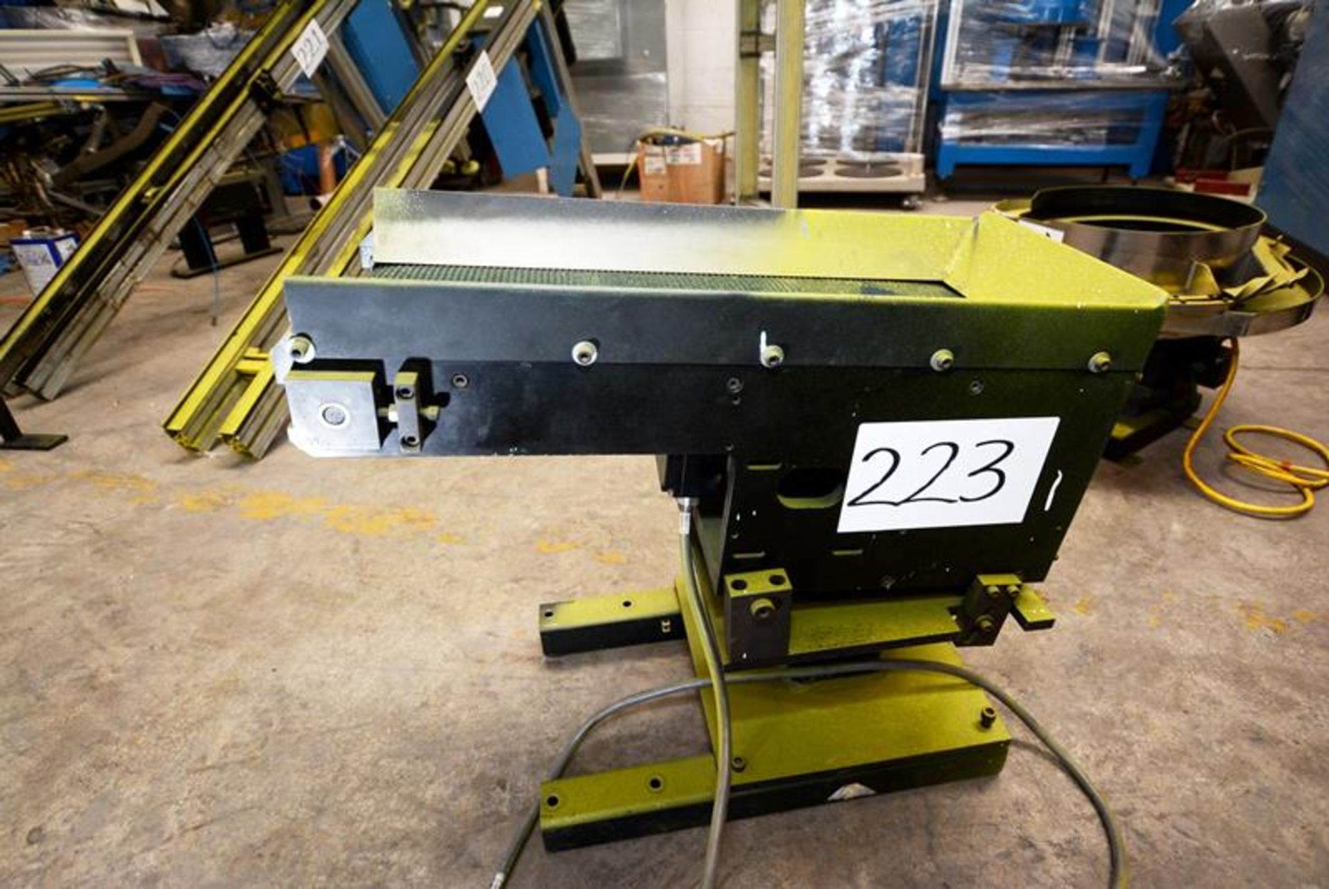 Conveyor, Conveyor short. Brand: N/A. Model: N/A. Year: N/A. Serial Number: N/A. Possible Uses: - Image 10 of 13