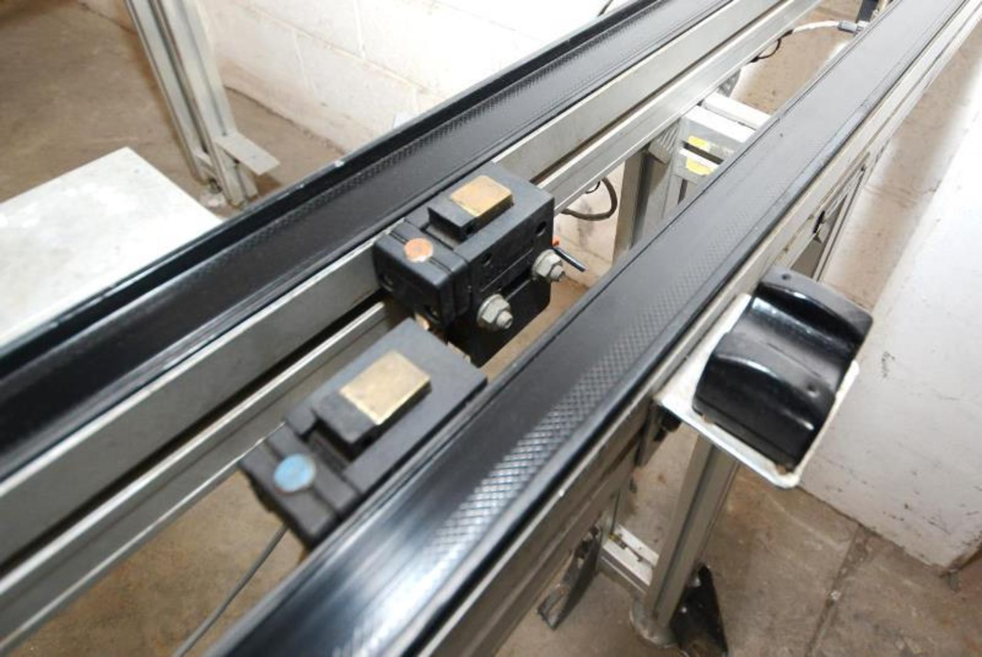 Conveyor, conveyor simple. Brand: Bosch. Model: N/A. Year: N/A. Serial Number: N/A. Possible Uses: - Image 10 of 12