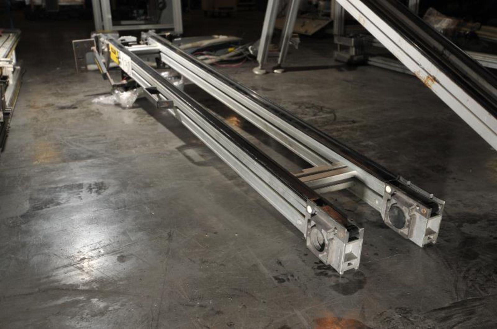 Conveyor, Conveyor simple. Brand: Bosch. Model: N/A. Year: N/A. Serial Number: N/A. Possible Uses: - Image 3 of 17