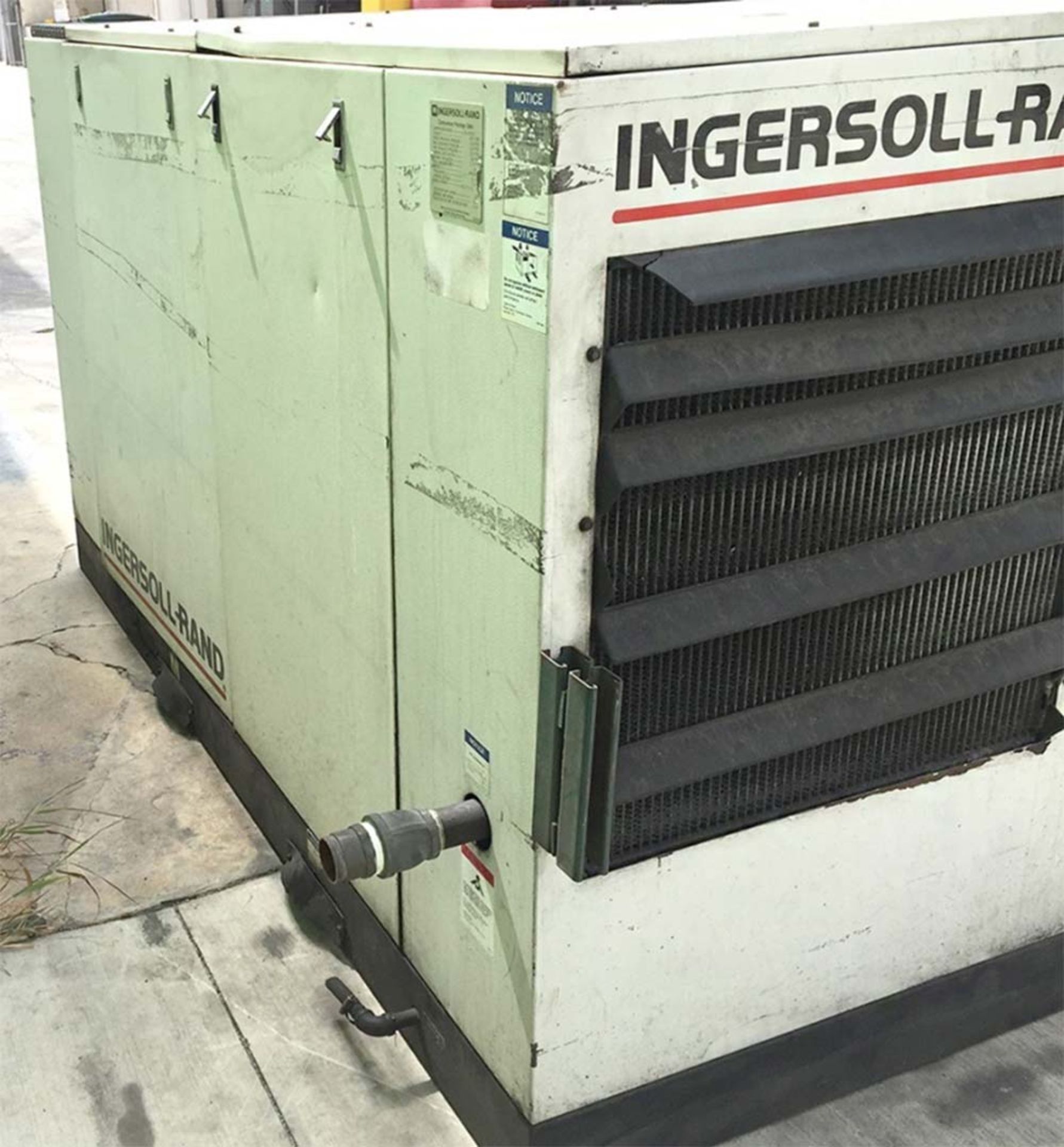 INGERSOLL-RAND 60 HP AIR COMPRESSOR 241 CFM SSR-EP60 - Image 5 of 7