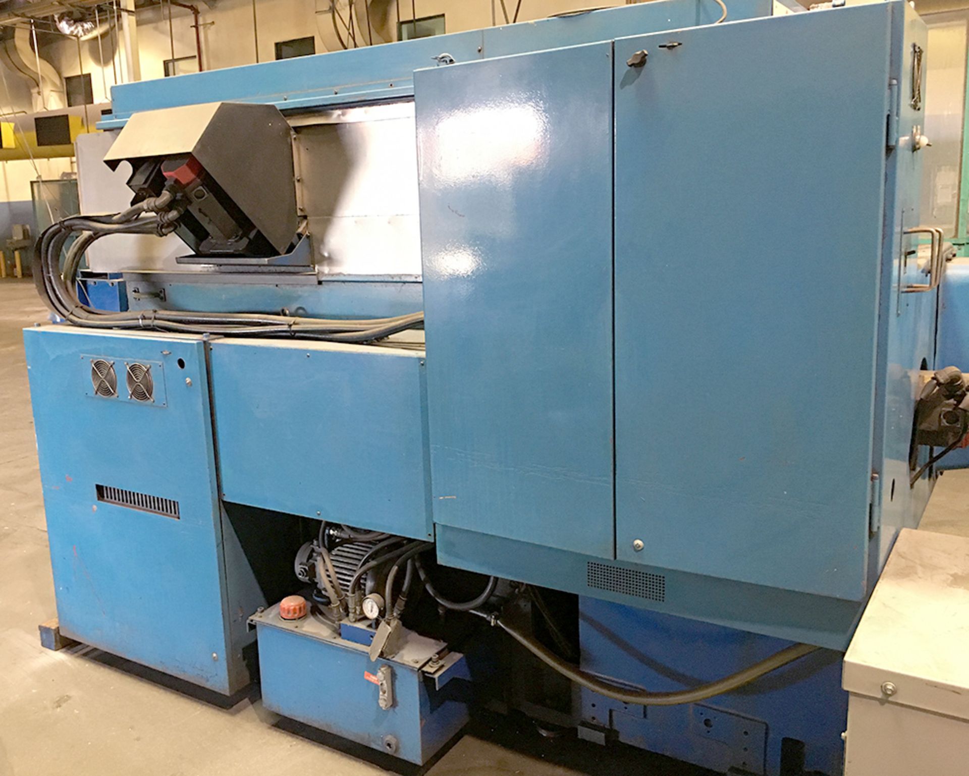 FEMCO WNCL 35/60 CNC LATHE TURNING CENTER w/ FANUC CONTROL + CHIP CONVEYOR - Image 11 of 13