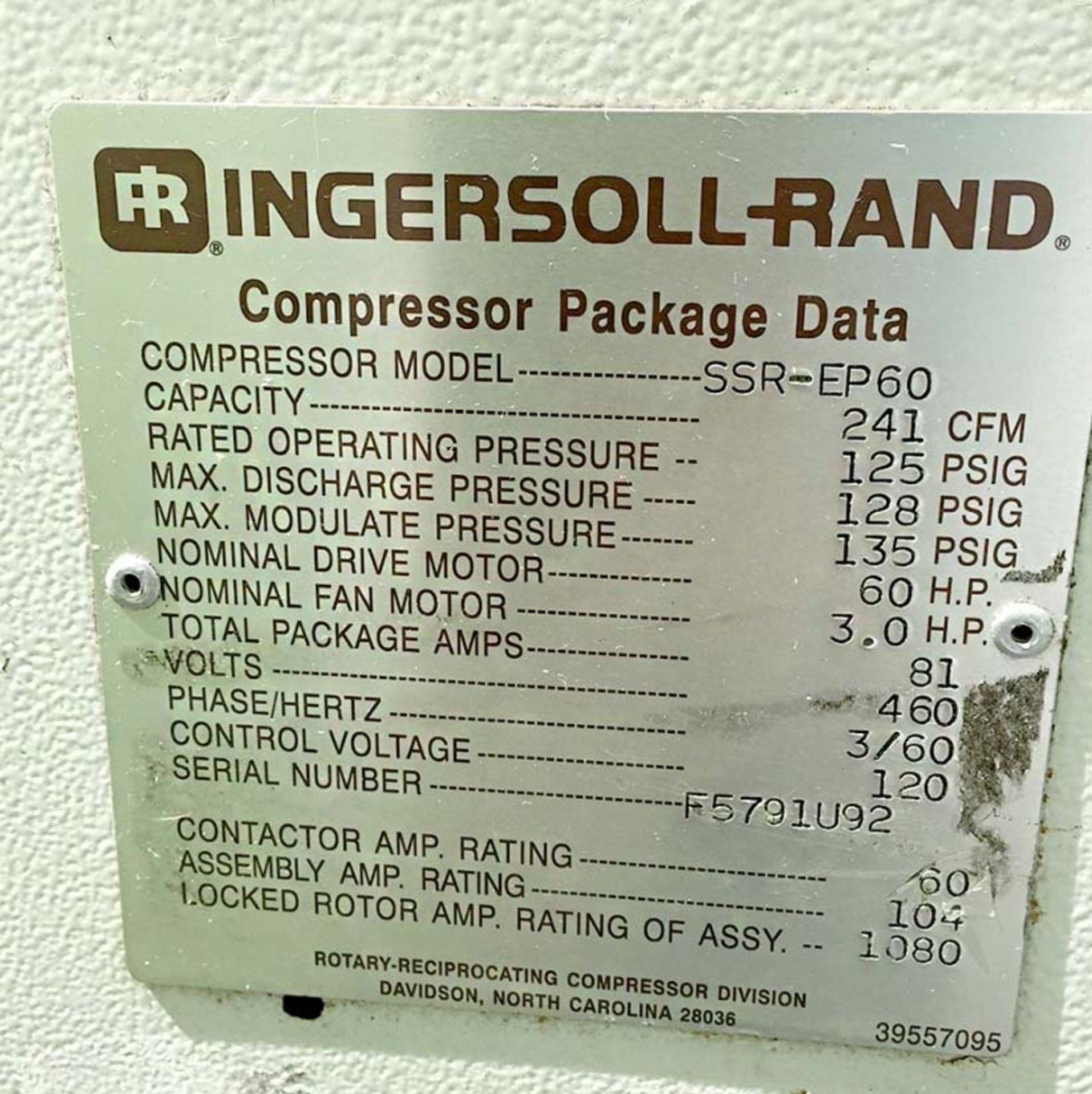 INGERSOLL-RAND 60 HP AIR COMPRESSOR 241 CFM SSR-EP60 - Image 4 of 7