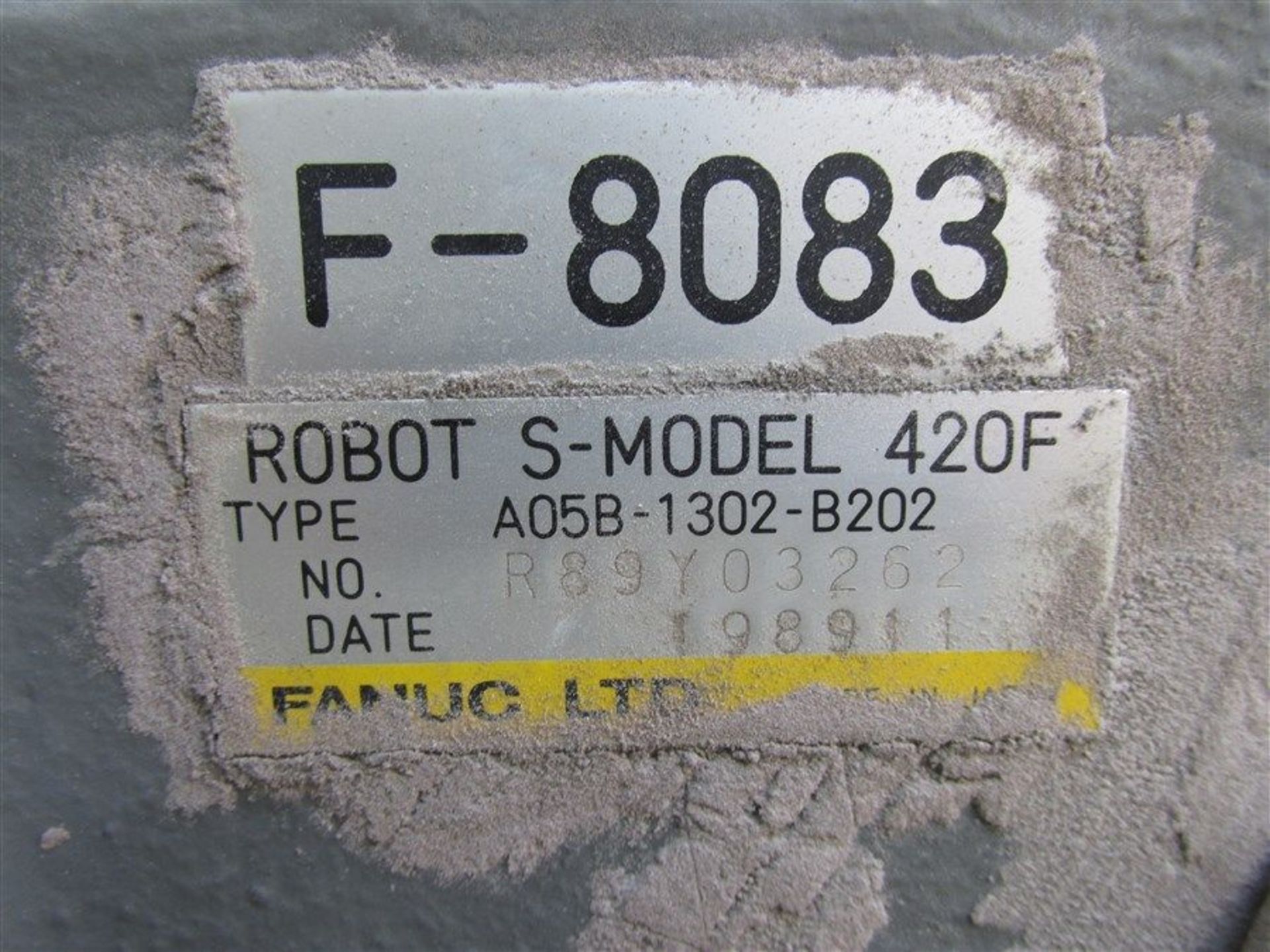 GM FANUC ROBOTICS S-420F A05B-1302-?B202 DRILLING ROUTING ROBOT w/ CONTROL R89403262 - Image 10 of 11