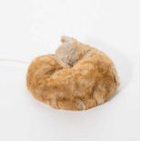 Paul de Reus (The Hague 1963) Sleep cat Signed and dated '95 on the underside Imitation fur,