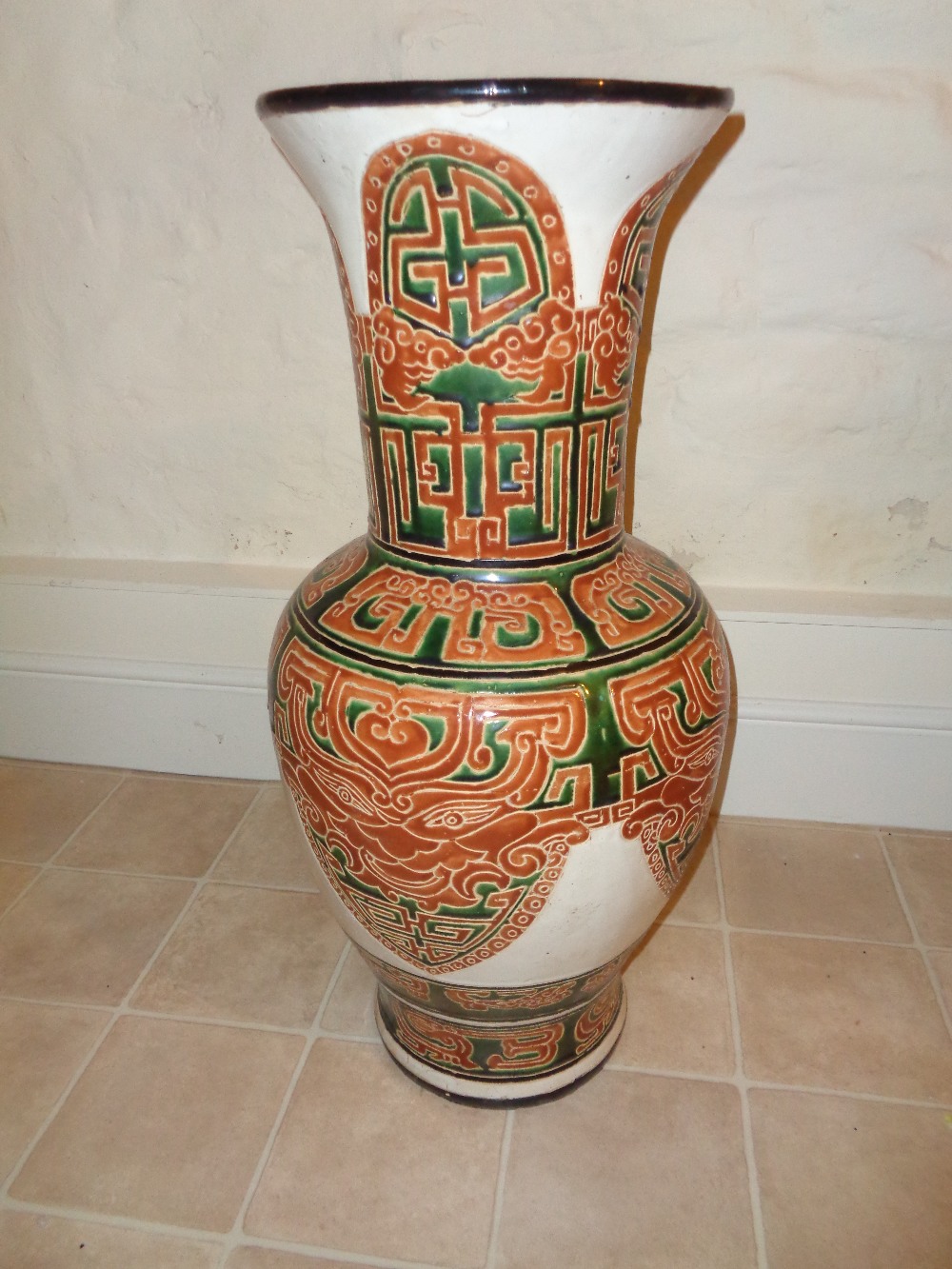 GIANT SATSUMA VASE - Image 3 of 3