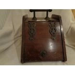 EDWARDIAN COAL SCUTTLE