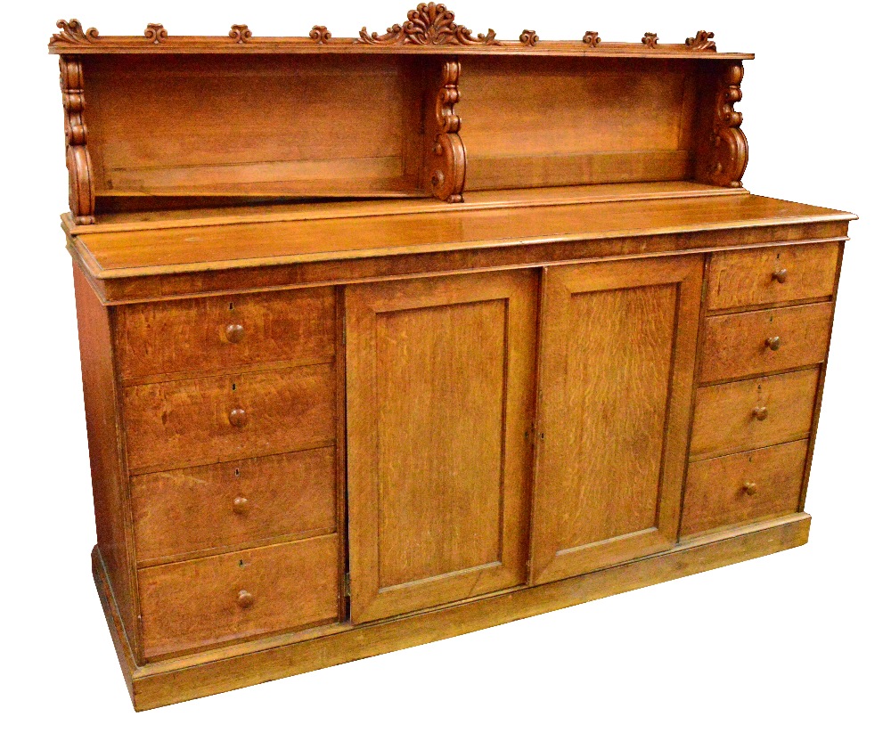 GILLOWS; a 19th century oak linen press, - Image 4 of 5