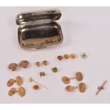 Two pairs of 9ct rose gold cuff links and two pairs of dress studs,