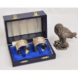 A pair of Elizabeth II cased hallmarked silver napkin rings, Birmingham 1993,