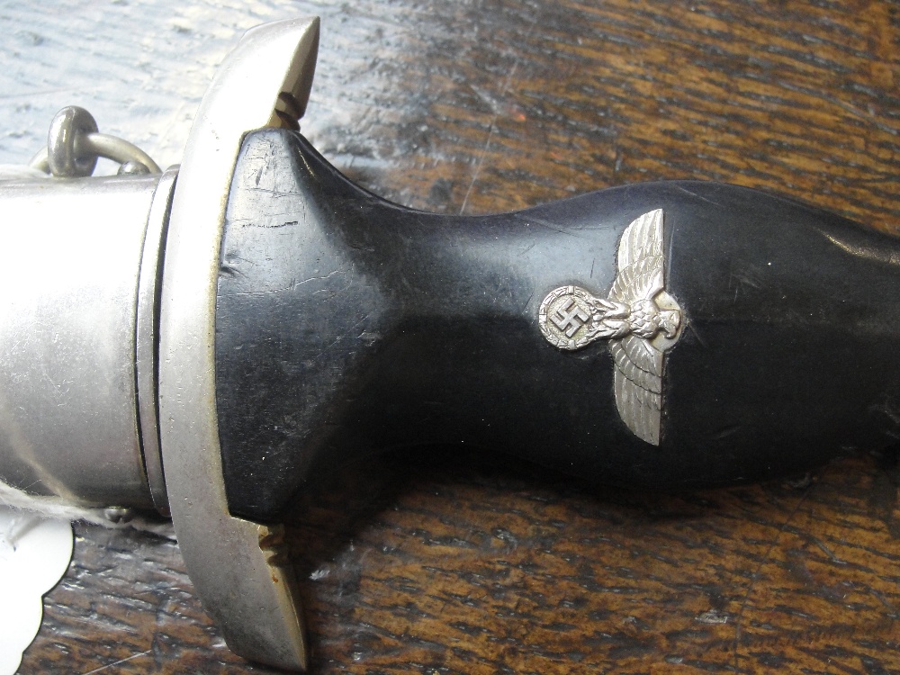 A period German Third Reich SS dagger with twin emblems to the wooden handle and blade inscribed - Image 3 of 8
