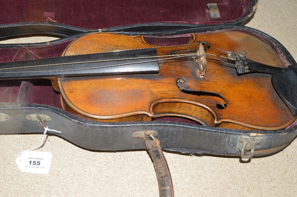 A full sized German violin with two-piece back, length 35. - Image 2 of 8