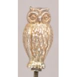 A small hallmarked silver hat pin in the form of an owl, Arthur Johnson Smith,