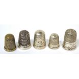 Five hallmarked silver Charles Horner thimbles of varying sizes, various dates (5).