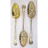 A George III hallmarked silver berry spoon,