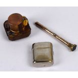 A Victorian propelling pen/pencil with bloodstone cap contained within a shaped case,