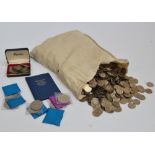A quantity of predominantly British coinage including a £100 bag of Scottish one shillings,