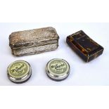 A small Victorian hallmarked silver table snuff box of rounded rectangular form with reentrant