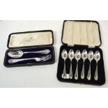 A George V hallmarked silver cased set of six teaspoons, Sheffield 1932, approx. 2.