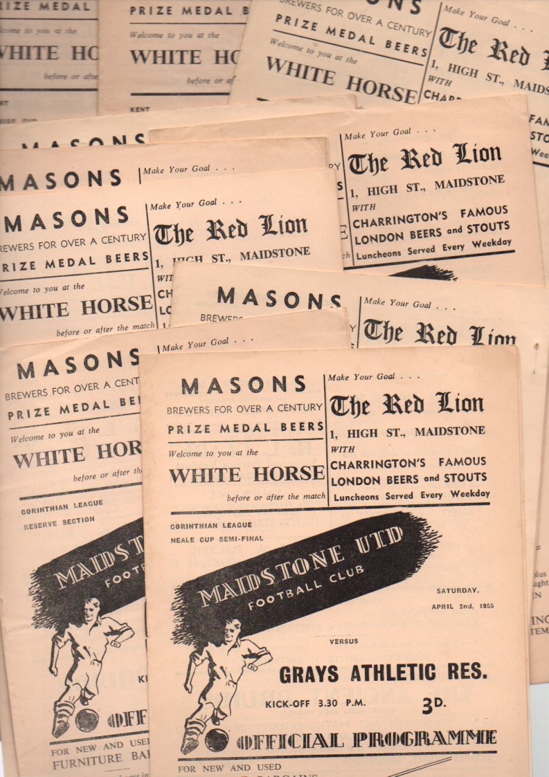 Maidstone Football Programmes: Home programmes 1954 and 1955 (30).