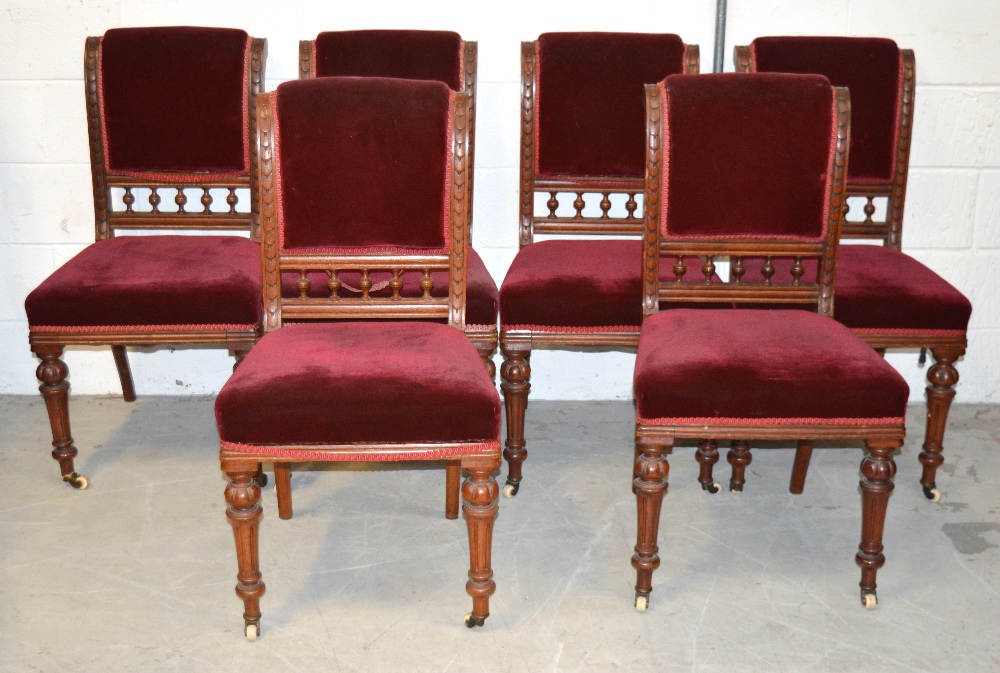 An Edwardian mahogany and inlaid extending dining table on castors, - Image 2 of 2