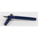 An Esterbrook fountain pen with blue body and nib numbered 9556, length 13.1cm.